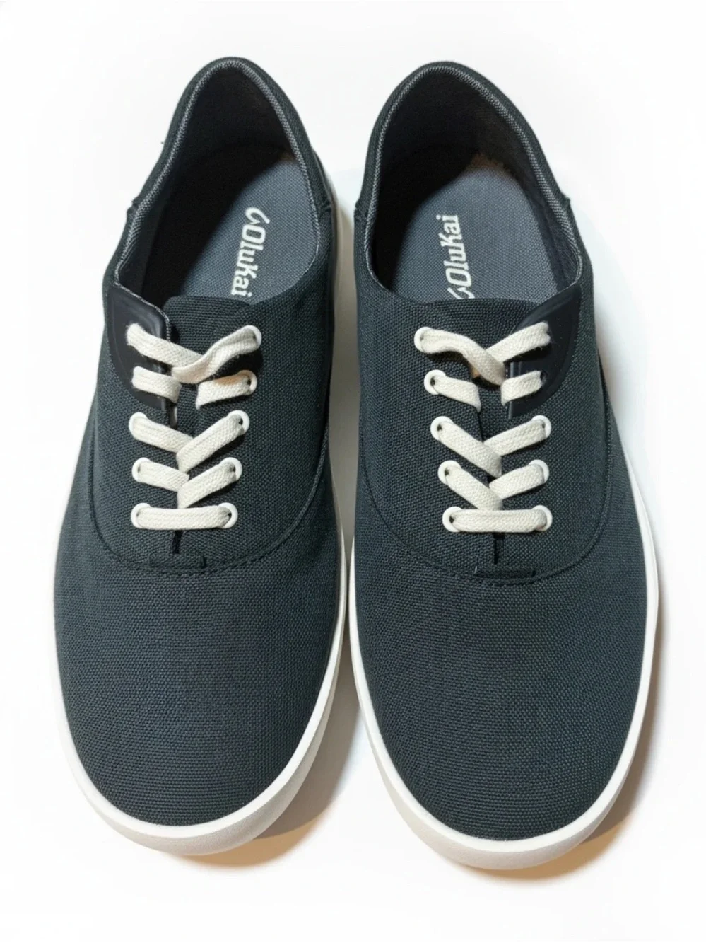 OluKai Men’s Tradewind Sneakers in Black, Size 8.5, Brand New